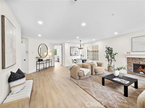 17 Rhode Island , Irvine, CA