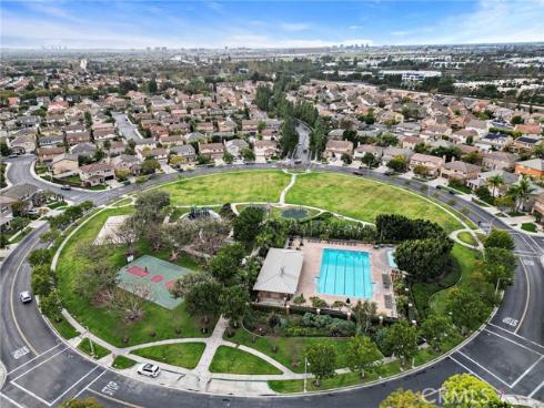 17 Rhode Island , Irvine, CA