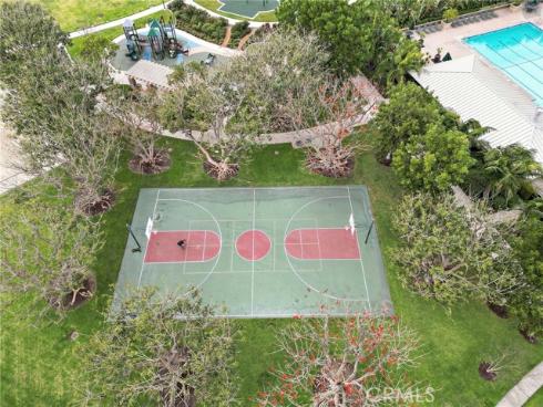 17 Rhode Island , Irvine, CA