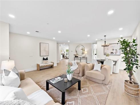 17 Rhode Island , Irvine, CA