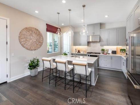 95 Interval , Irvine, CA