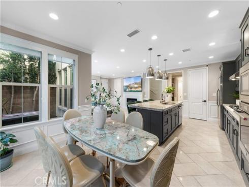 135 Hollow Tree , Irvine, CA