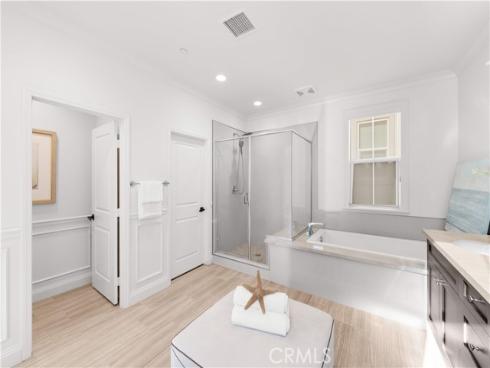 135 Hollow Tree , Irvine, CA