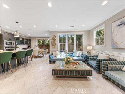 135 Hollow Tree , Irvine, CA