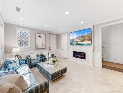 135 Hollow Tree , Irvine, CA