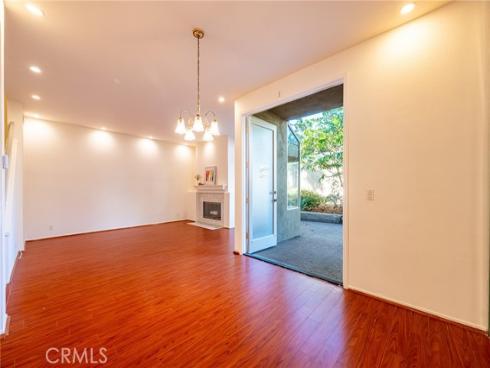 72  Vassar Aisle  , Irvine, CA