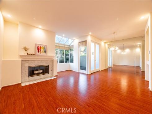 72  Vassar Aisle  , Irvine, CA