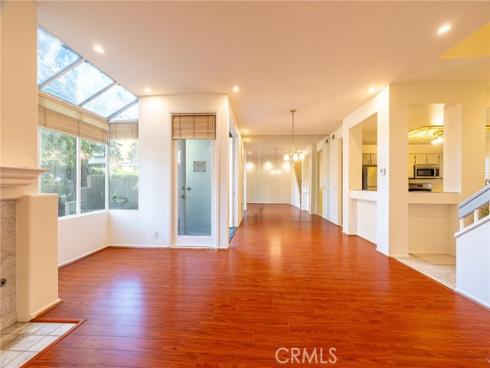 72  Vassar Aisle  , Irvine, CA