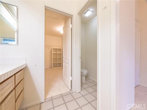 72  Vassar Aisle  , Irvine, CA