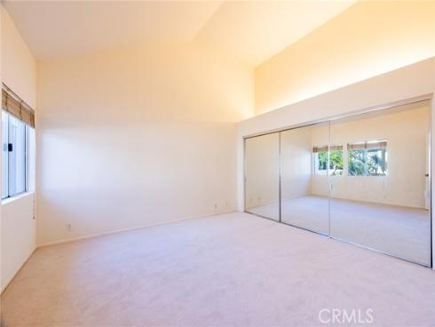 72  Vassar Aisle  , Irvine, CA