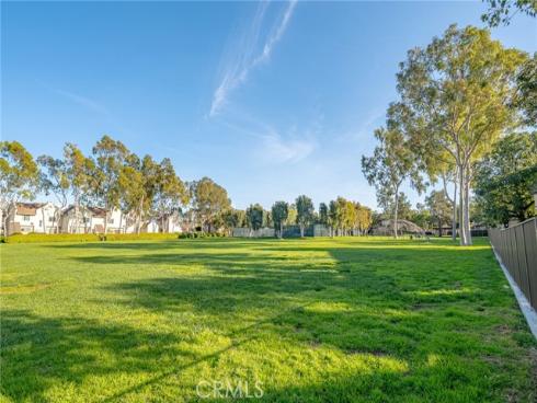 72  Vassar Aisle  , Irvine, CA