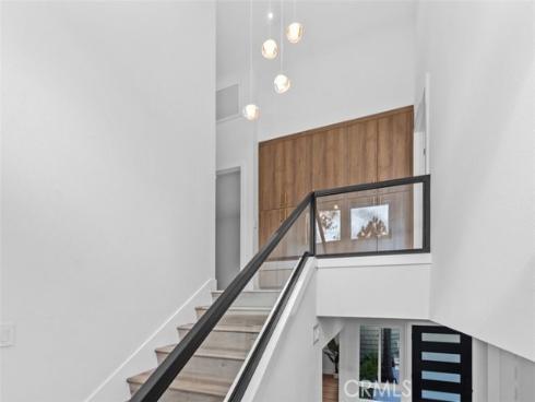 1 Rainbow Falls , Irvine, CA