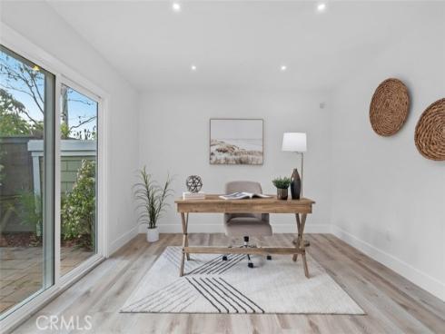 1 Rainbow Falls , Irvine, CA