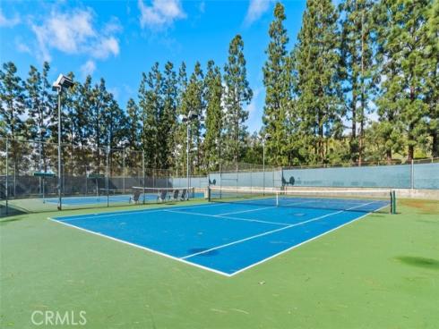 1 Rainbow Falls , Irvine, CA