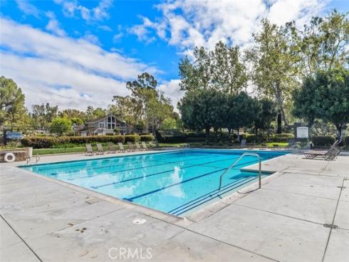 1 Rainbow Falls , Irvine, CA