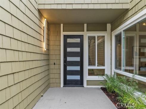 1 Rainbow Falls , Irvine, CA