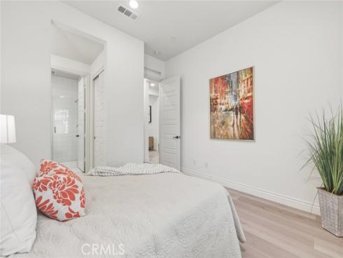 218  Geyser  , Irvine, CA