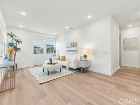 218  Geyser  , Irvine, CA