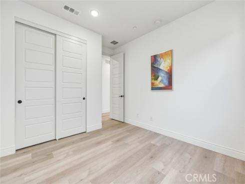 218  Geyser  , Irvine, CA