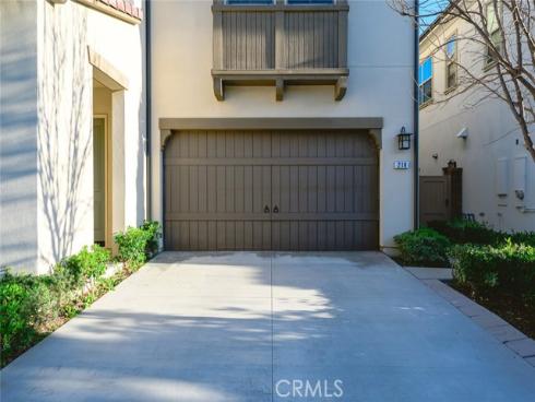 218  Geyser  , Irvine, CA