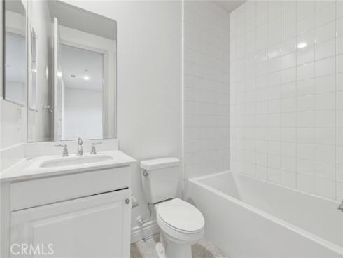 218  Geyser  , Irvine, CA