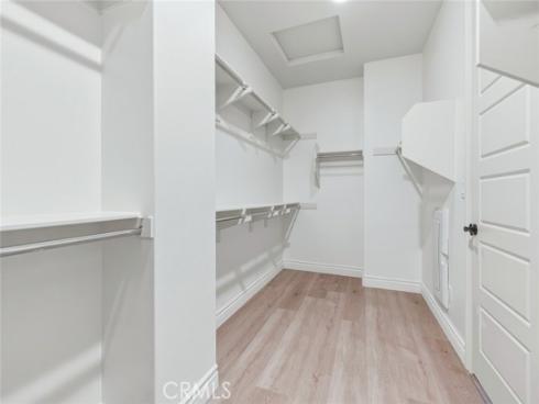 218  Geyser  , Irvine, CA