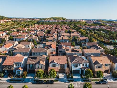 218  Geyser  , Irvine, CA