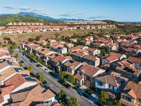 218  Geyser  , Irvine, CA