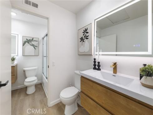 424  Deerfield  172  Avenue, Irvine, CA