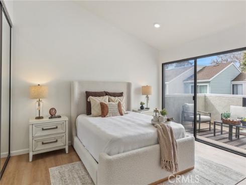 424  Deerfield  172  Avenue, Irvine, CA