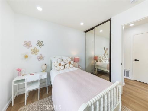 424  Deerfield  172  Avenue, Irvine, CA