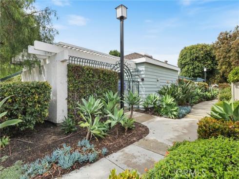 424  Deerfield  172  Avenue, Irvine, CA