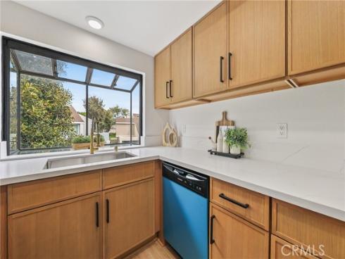 424  Deerfield  172  Avenue, Irvine, CA