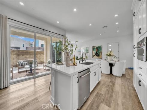 446 Chorus , Irvine, CA