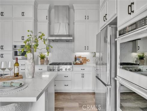 446 Chorus , Irvine, CA