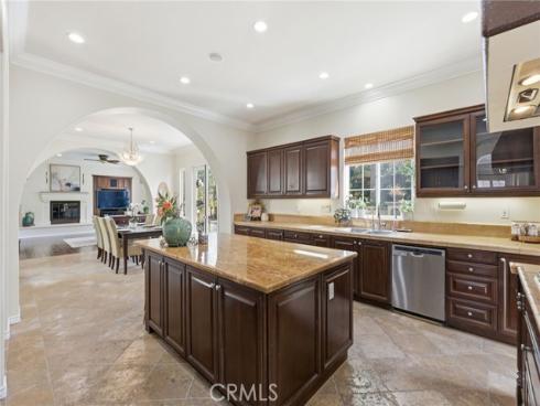 6  Los Olivos  , Irvine, CA