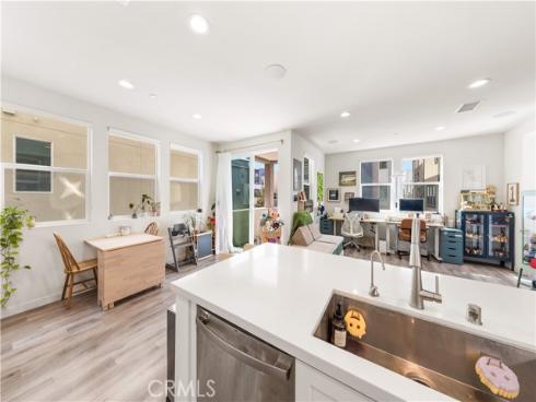 116  Tenor  , Irvine, CA