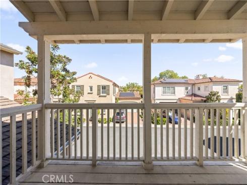 70  Twin Gables  , Irvine, CA