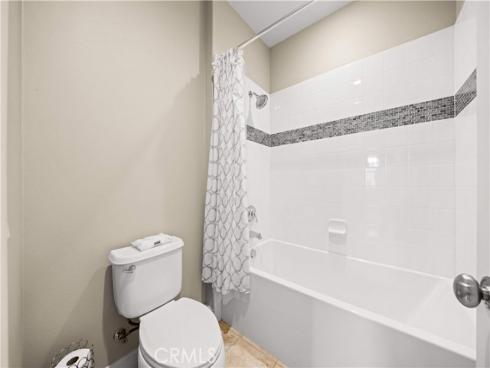 70  Twin Gables  , Irvine, CA