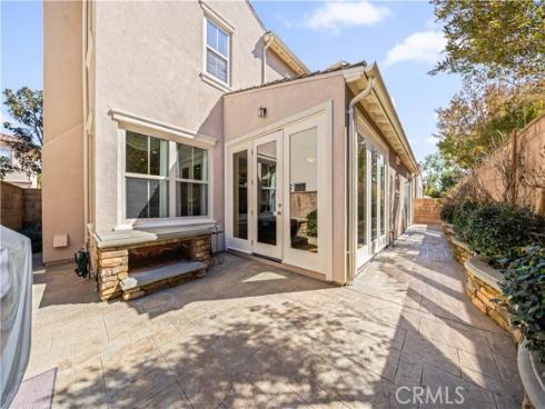 70  Twin Gables  , Irvine, CA