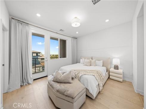 275 Sash , Irvine, CA