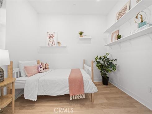 275 Sash , Irvine, CA