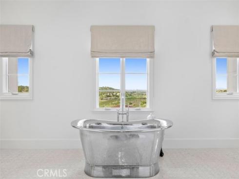 24  Jewel Flower  , Irvine, CA