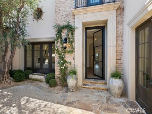 24  Jewel Flower  , Irvine, CA