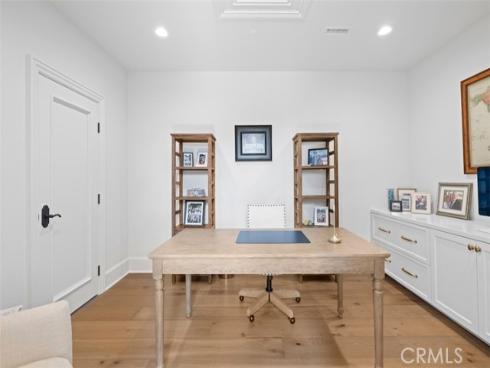 24  Jewel Flower  , Irvine, CA