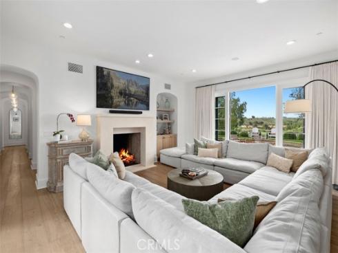 24  Jewel Flower  , Irvine, CA