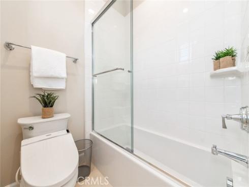 211 Canvas , Irvine, CA