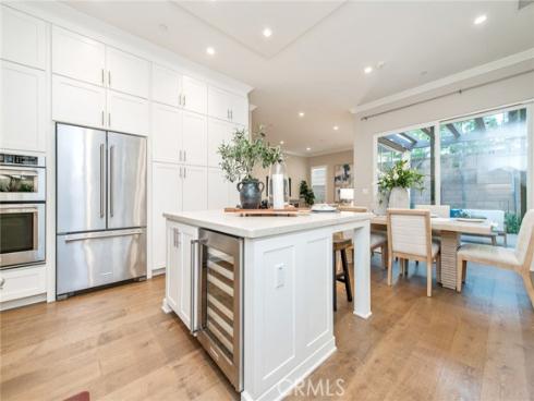 211 Canvas , Irvine, CA