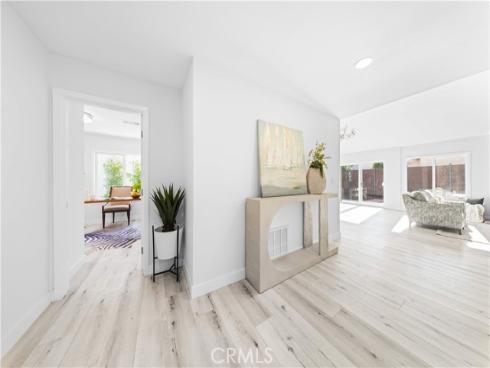 39 Cape Cod , Irvine, CA