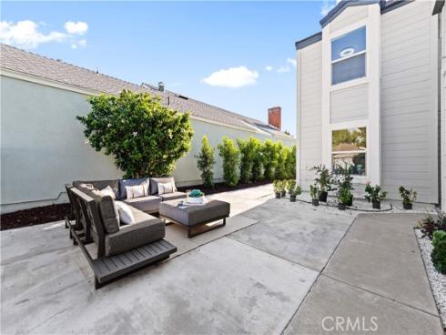 39 Cape Cod , Irvine, CA